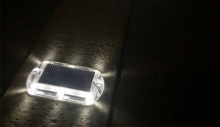  Solar Cat Eye Road Studs in China