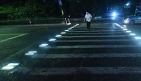  intelligent solar cat eye road stud crosswalk facility.