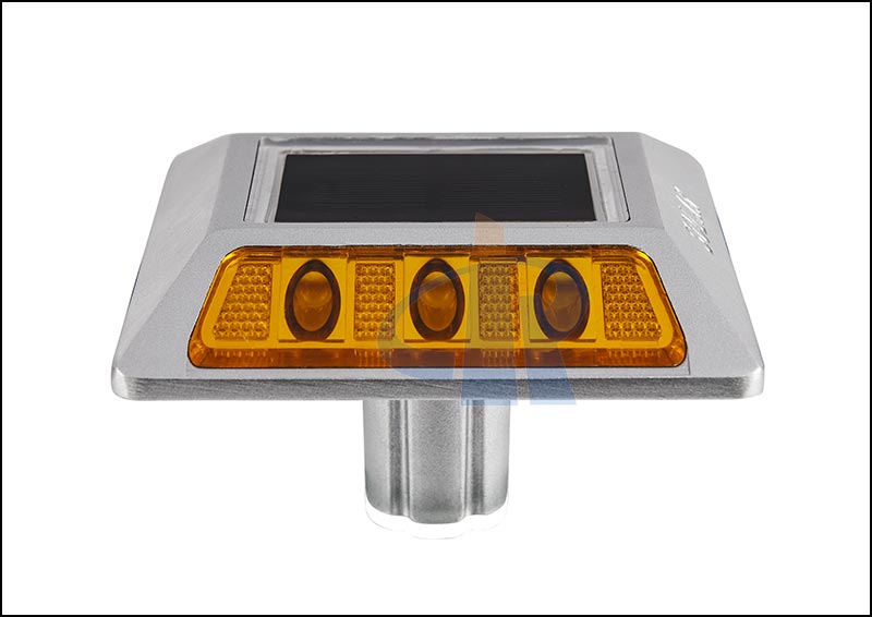 led-road-stud